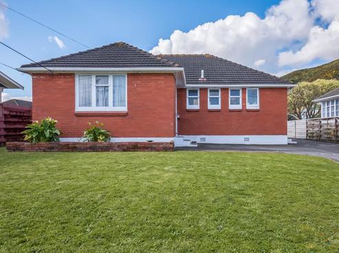 5 Kowhai Street, Naenae
