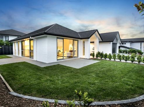12 Boocock Crescent, Orewa