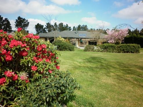 2283 Carleton Road, Oxford