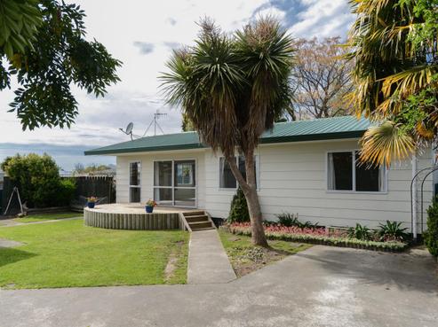 1006B Outram Road, Akina