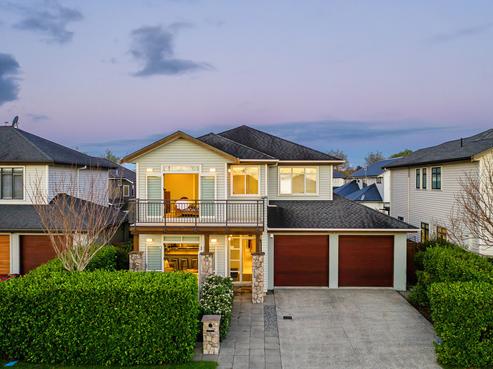 16 Trecarne Street, Karaka