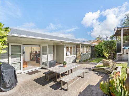 37 Commodore Drive, Lynfield