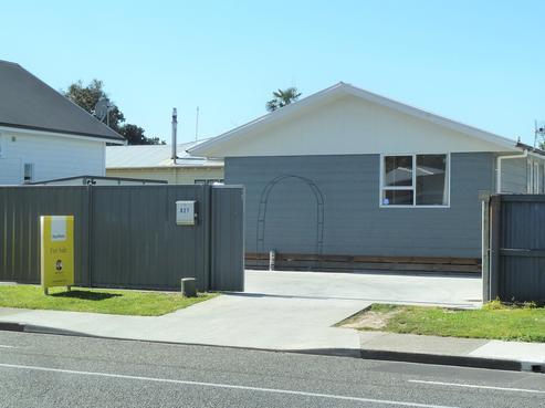 827 Southampton Street West, Saint Leonards