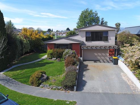 32 Rembrandt Place, Burnside