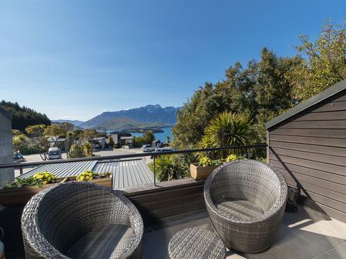 26/135 Fernhill Road, Fernhill/Sunshine Bay