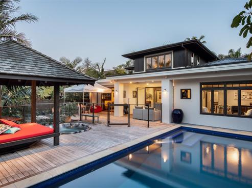 10 Westbourne Road, Murrays Bay