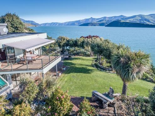 44 Bayview Crescent, Duvauchelle