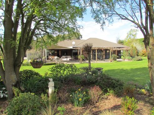 220 Grahams Road, Winslow