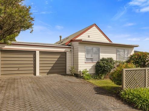 39 Outram Grove, Kelson