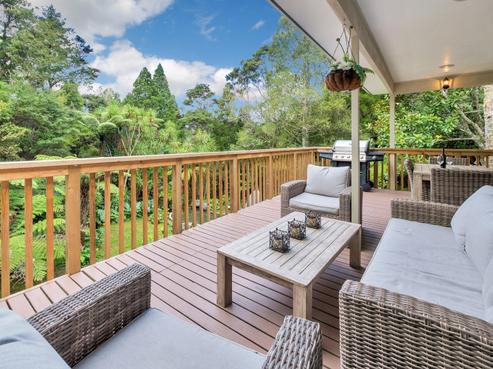 1001 Sandspit Road, Sandspit