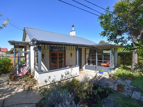 8 Queen Street, Brighton
