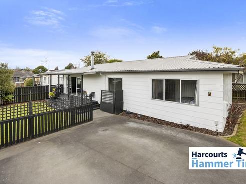 2/14 Tawa Street, Hilltop