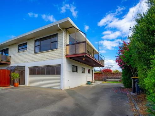 8A Pateke Street, Stoke