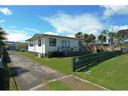18 Ronald Avenue, Glenbrook