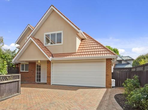 2/10 Military Road, Boulcott
