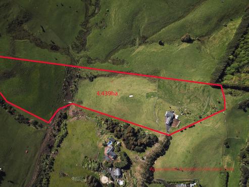 24 Gum Road, Henderson Valley