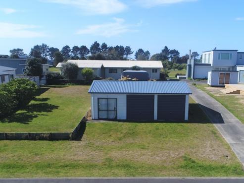 155 The Fairway, Matarangi