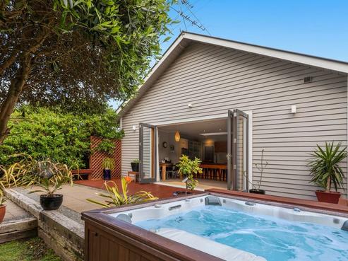 45 Tuatoru Street, Eastbourne