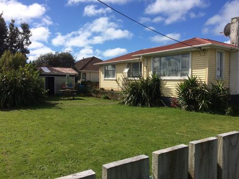 12 Blake Street, Waitara