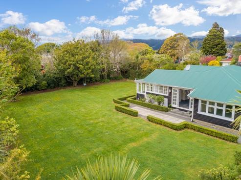 12 Barton Road, Heretaunga