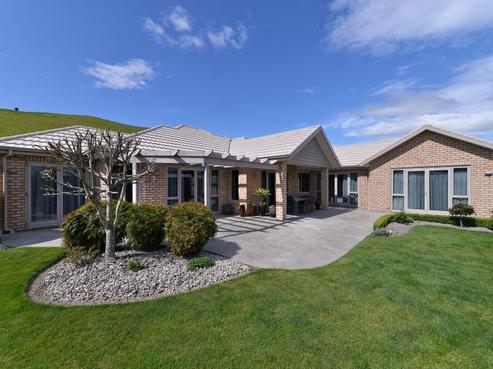 12 Genia Drive, Wakefield