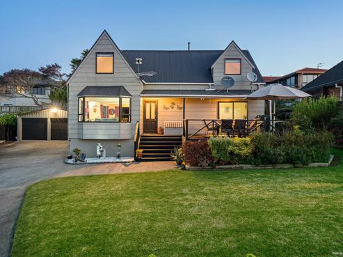 27 Rakaia Rise, Clover Park