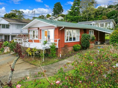 46 Ayton Drive, Totara Vale