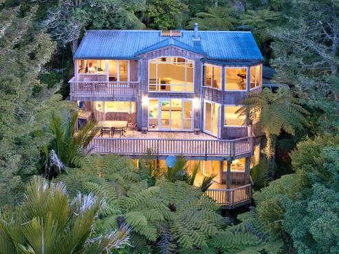 135 Konini Road, Titirangi
