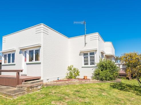 72 Surrey Road, Springvale