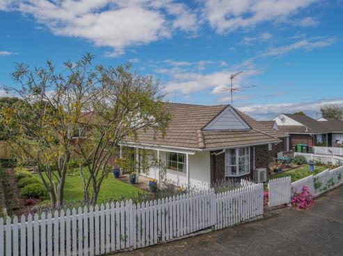 1/13 Turama Road, Royal Oak