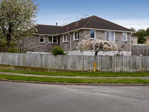 11 Maire Street, Wairakei and Surrounds