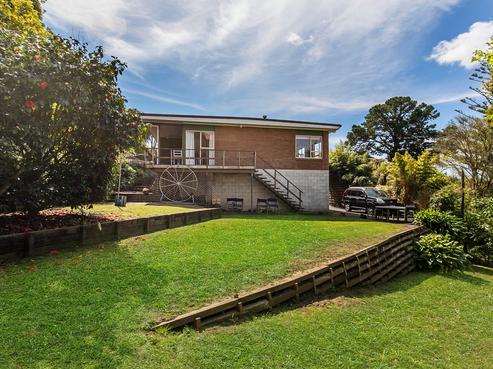 2/17 Haseler Crescent, Howick