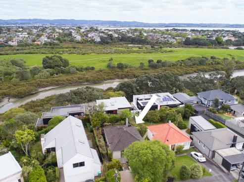 42 Sunny Brae Crescent, Westmere