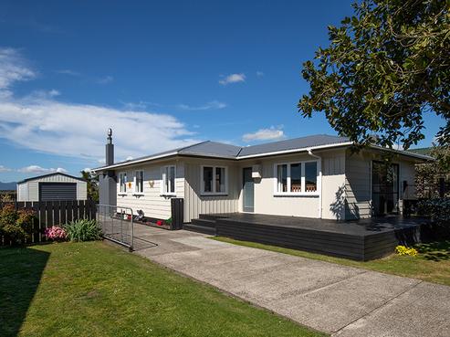 82 Pipiroa Road, Ngatea