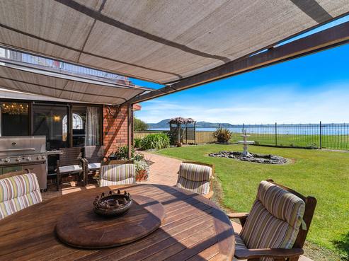 35 Willow Avenue, Hannahs Bay