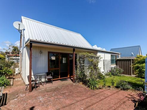 1/32 Cowling Road, Hurdon