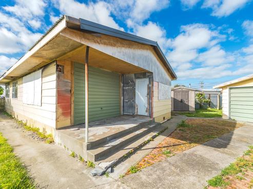 5 Hood Street, Castlecliff