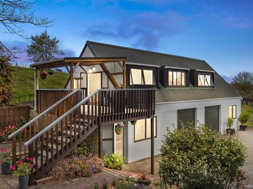 256 Kingseat Road, Kingseat