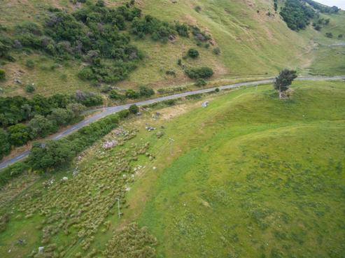 611 Wainui Main Road, Wainui