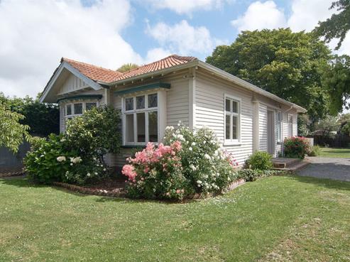 11 Woodville Street, Edgeware