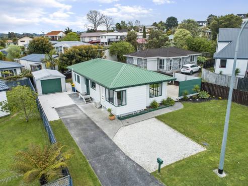 4 Clarion Place, Glendene