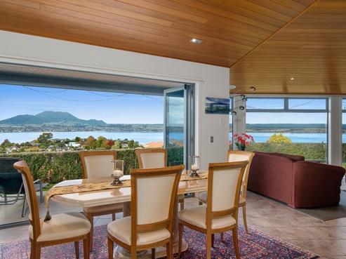 20 Mapara Road, Acacia Bay
