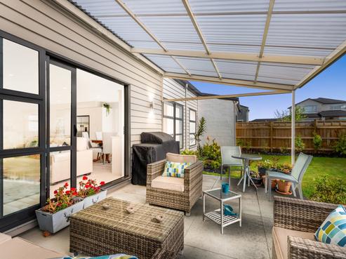 16 Kabardin Street, Karaka