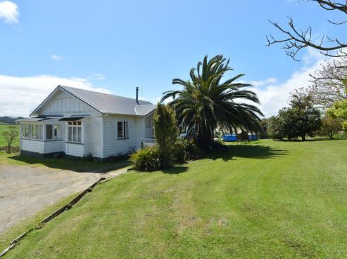 195 Pataua South Road, Pataua