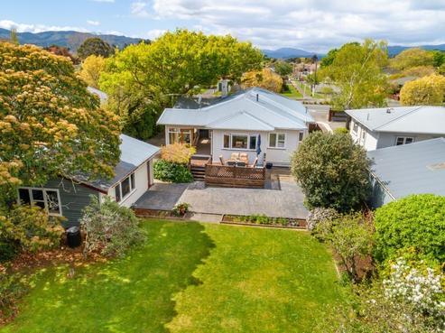6 Sutherland Avenue, Silverstream