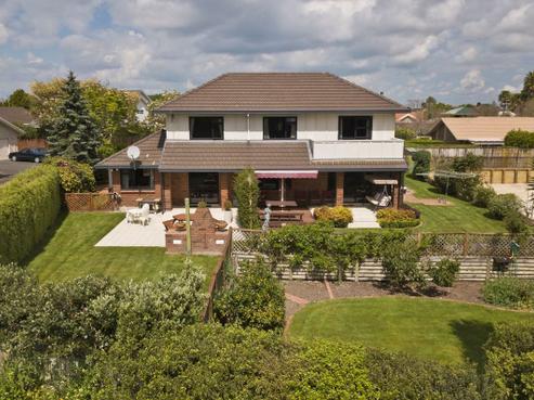 37 Harrowfield Drive, Harrowfield