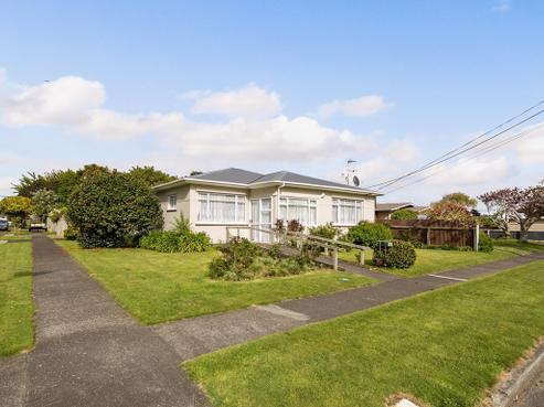 13 Galt Street, Hawera