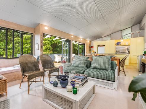 29 Hill Road, Palm Beach