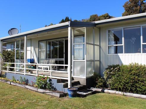 256 Patons Rock Road, Patons Rock