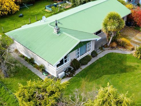 100 Acacia Drive, Levels